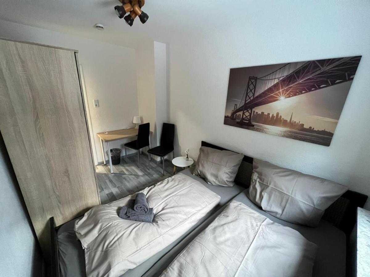 Schoenes Einfaches Zimmer In Oldenburg 109 Daire Dış mekan fotoğraf