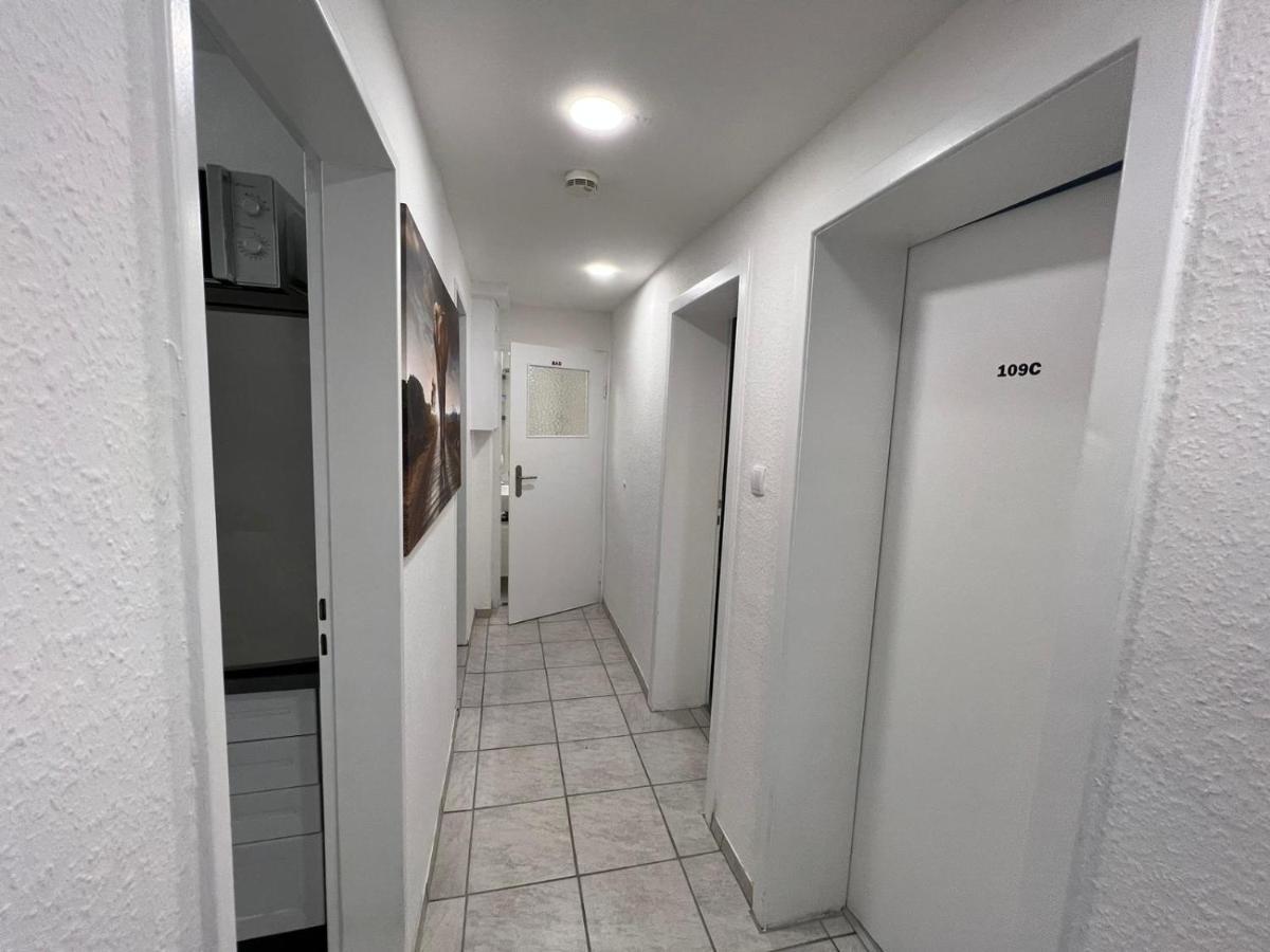 Schoenes Einfaches Zimmer In Oldenburg 109 Daire Dış mekan fotoğraf